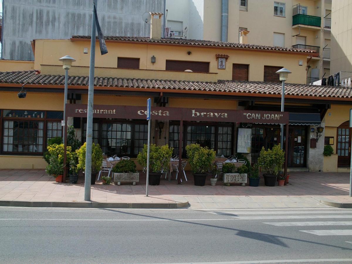 Готель Pensio Costa Brava Сант-Антоні-ді-Калонже Екстер'єр фото